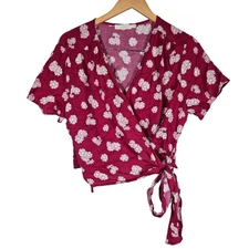 Lush Floral Print Short Sleeve Cropped Wrap Blouse Ranya Berry Cream Size L NWOT