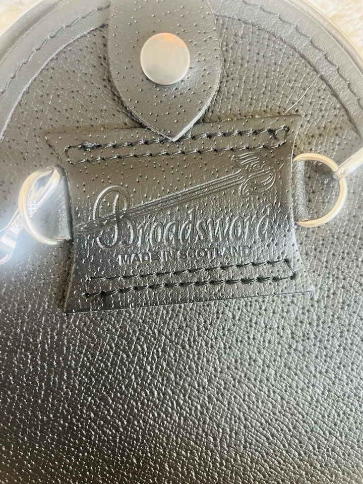 Scottish Sporran Bag With Celtic Knot Design Real Fur Chain Strap - Image 2 of 3