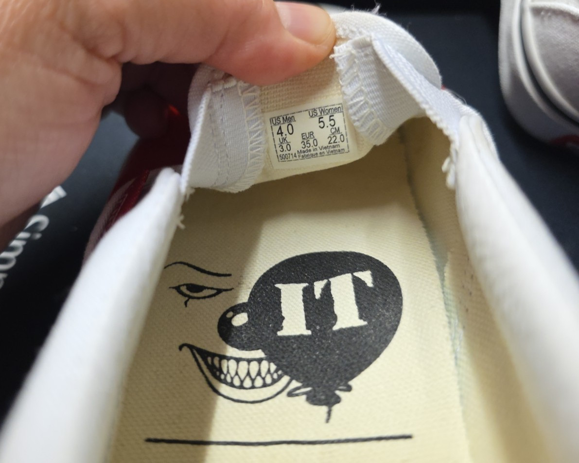 Vans Classic Slip-on X House Of Terror "It Pennywise" 5.5 Womens/4.0 Mens Rare thumbnail 17