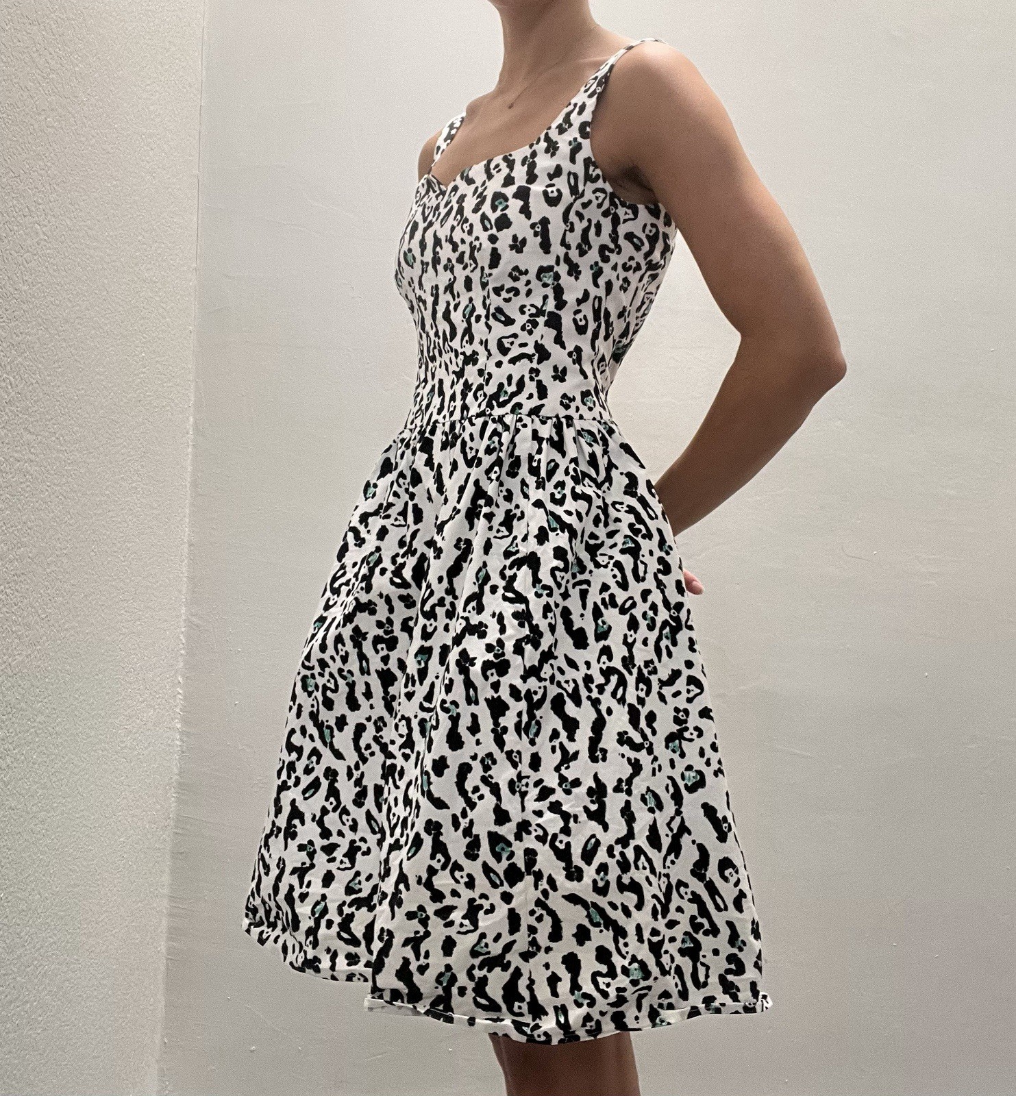 Nanette Lepore Leopard Print Dress Size 4 Sleeveless Knee Length Black White