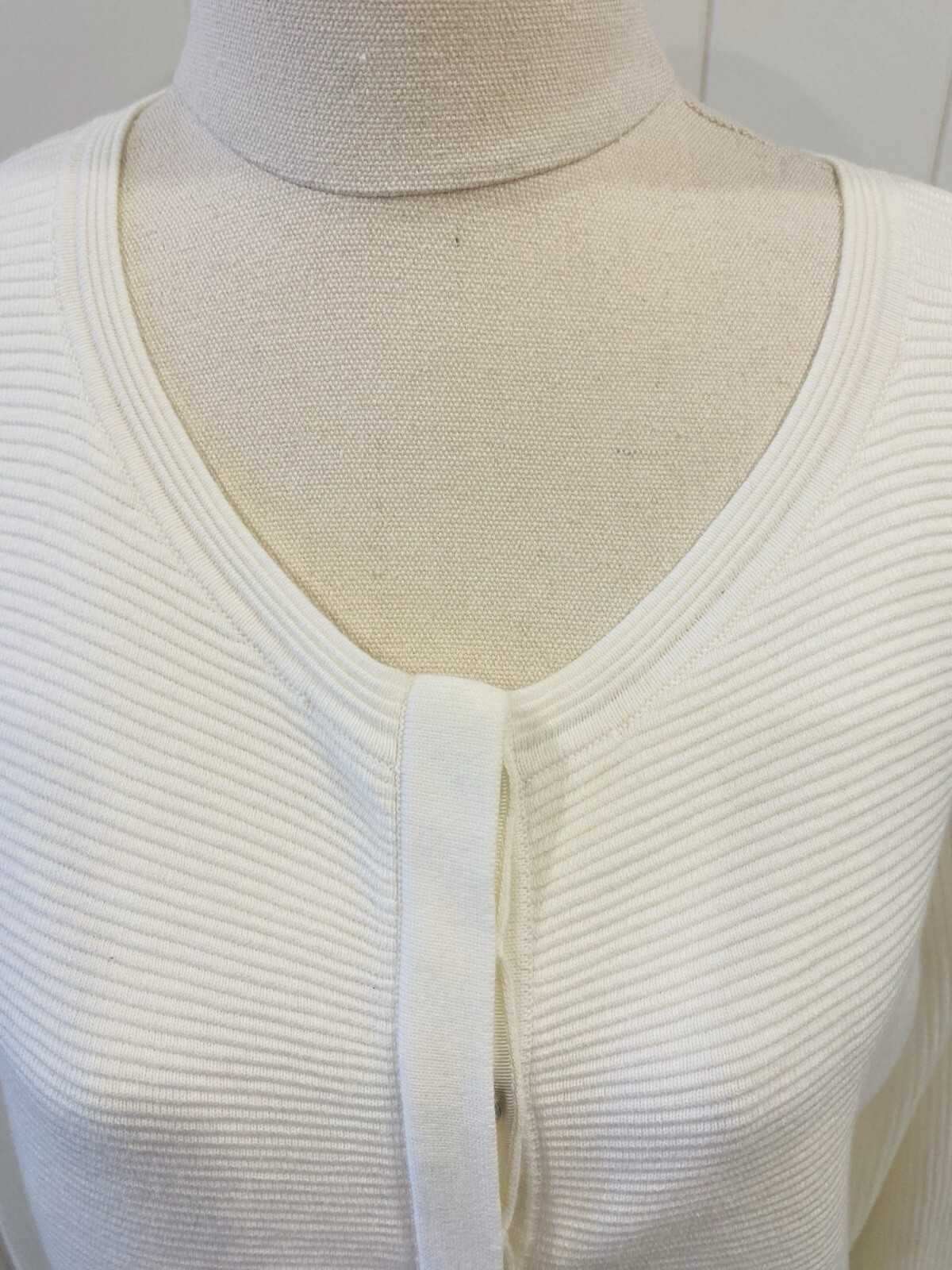 Picture 4 of 14