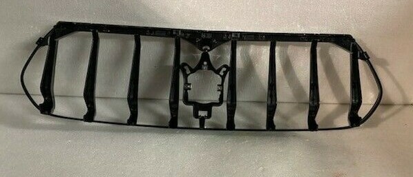 2016-2020 Maserati Levante Grille Piano Black 670091447 / 670047042 OE PERFECT
