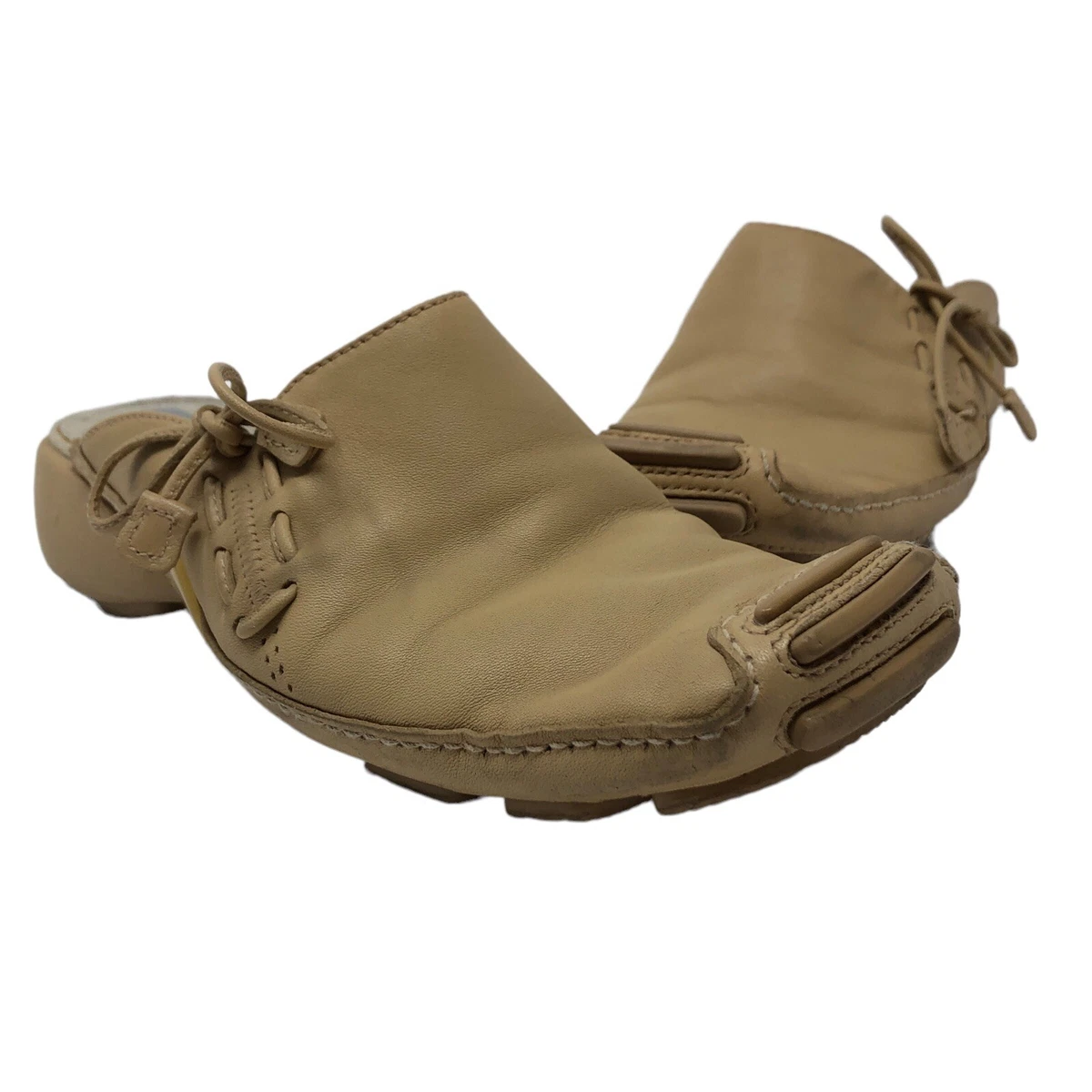 Are Clarks Mules Nonslip?