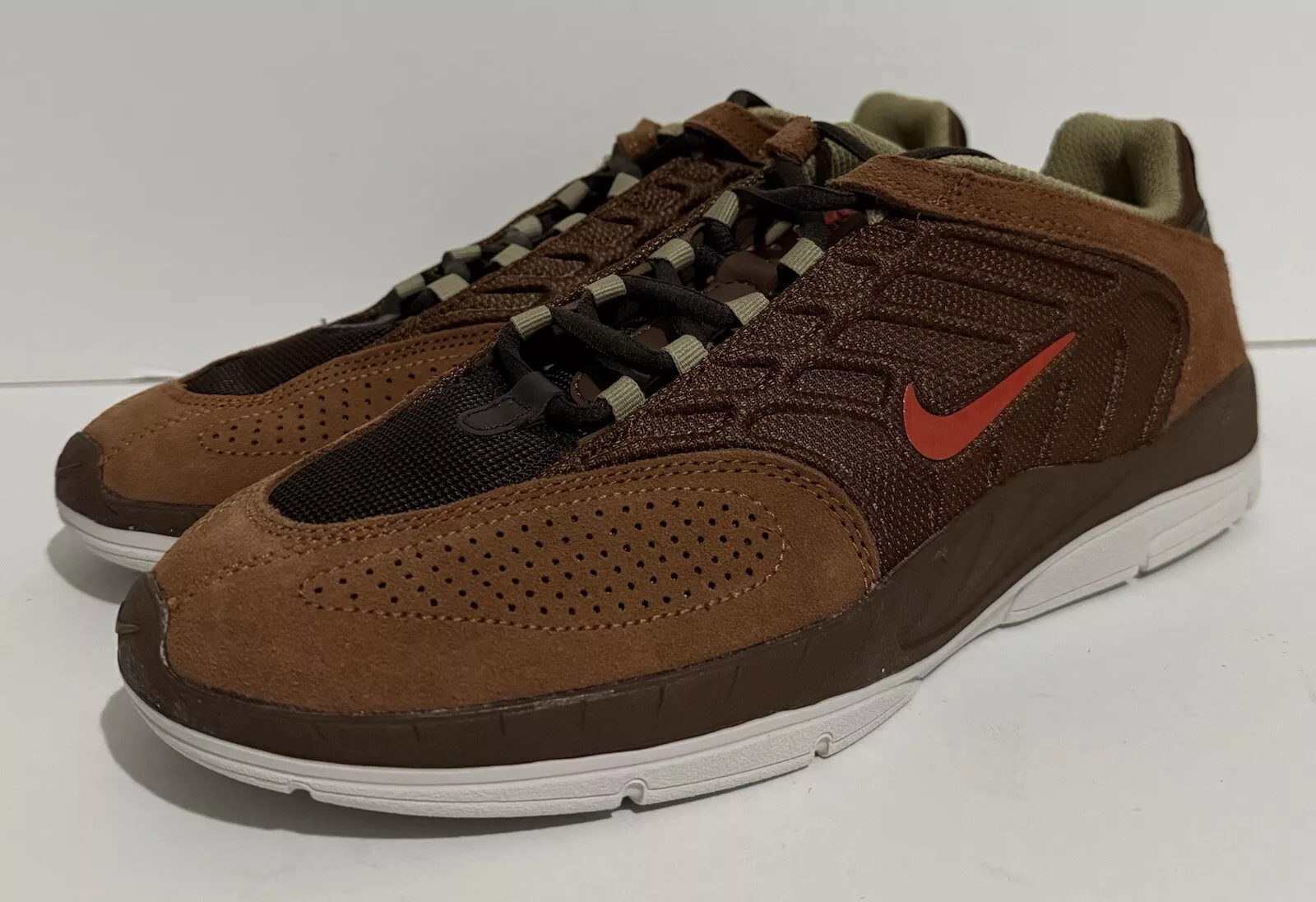 Nike Vertebrae SB « Cacao Wow Red » taille 10 Chunky Dunk Supreme Travis