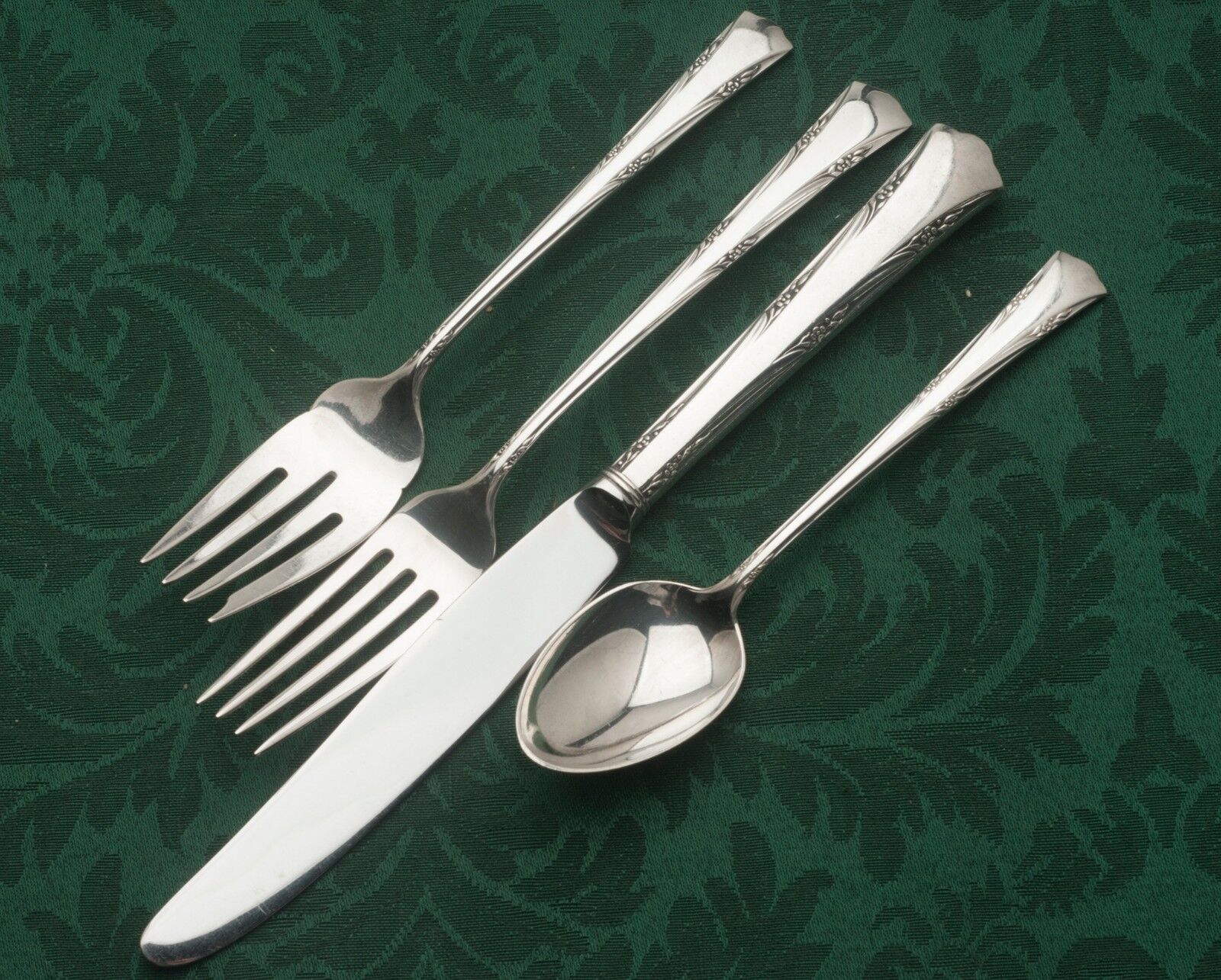 Greenbrier by Gorham Sterling Silver 1, 4 piece Place Setting, Luncheon French