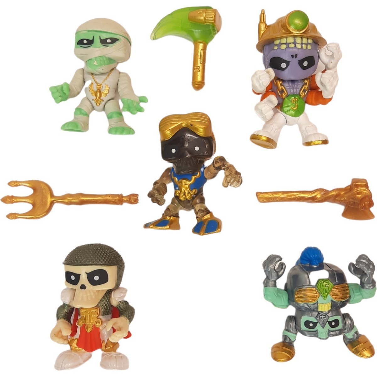 Treasure X Mixed Lot of Figures Accessories Moose Replacement