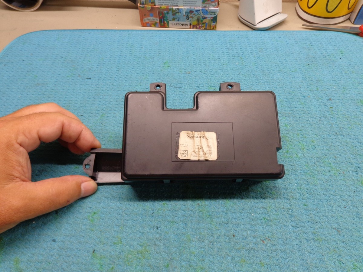 DODGE CHALLENGER 15 16 17 18 19 HOMELINK GARAGE DOOR OPENER