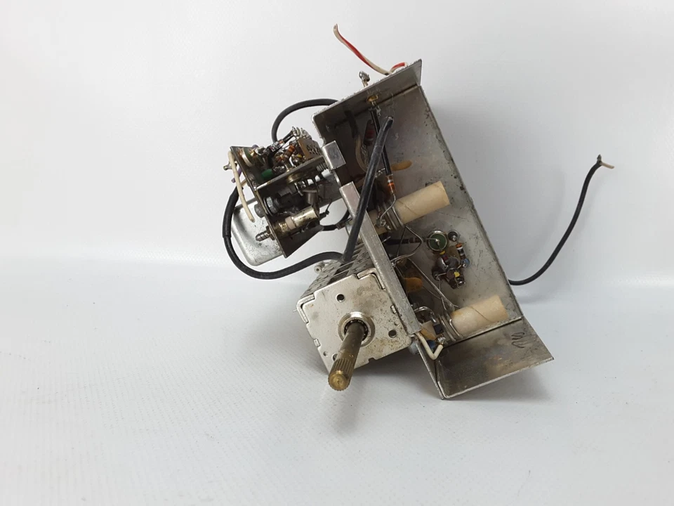 PIEZAS SINTONIZADOR MCINTOSH MR 78 FM: SINTONIZADOR CONDENSADOR VARIABLE Foto 4 de 4