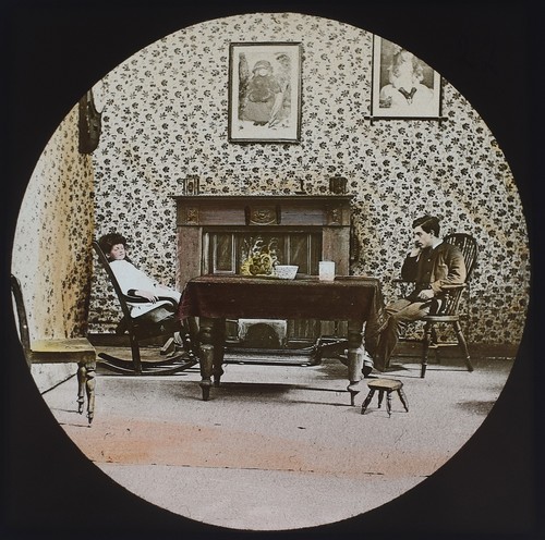 Photo VICTORIAN GIRL ON ROCKING CHAIR NO1 C1890 Magic Lantern Slide TEMPERANCE - Picture 4 of 5