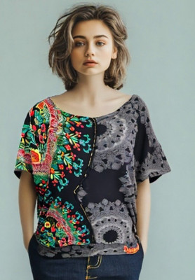 Desigual Tee Black Size Medium Embroidered Beads V Neck Viscose Short Sleeve EUC