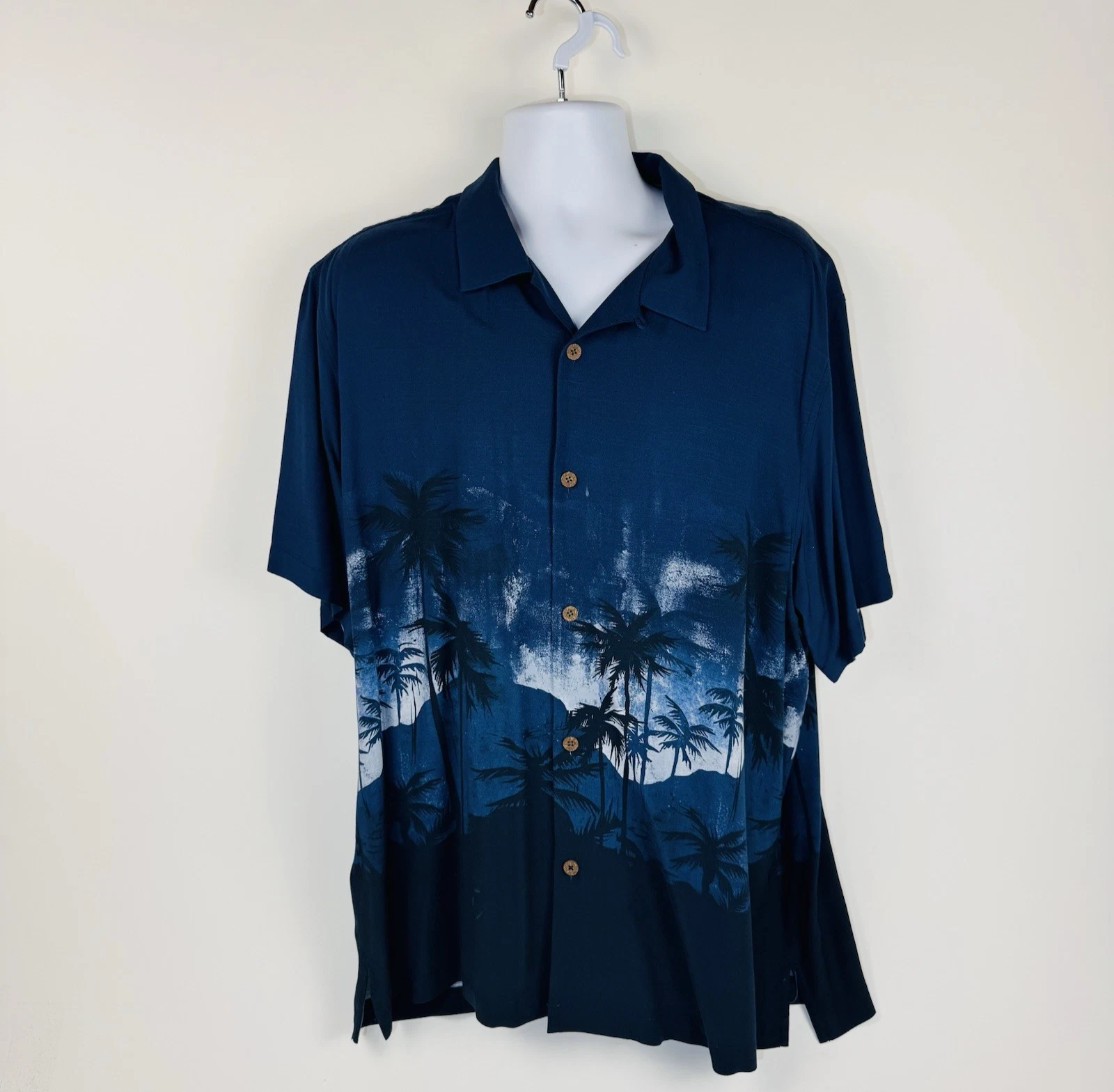 Tommy Bahama The Veracruz Cay Button Up Hawaiian Shirt Mens XL Viscose