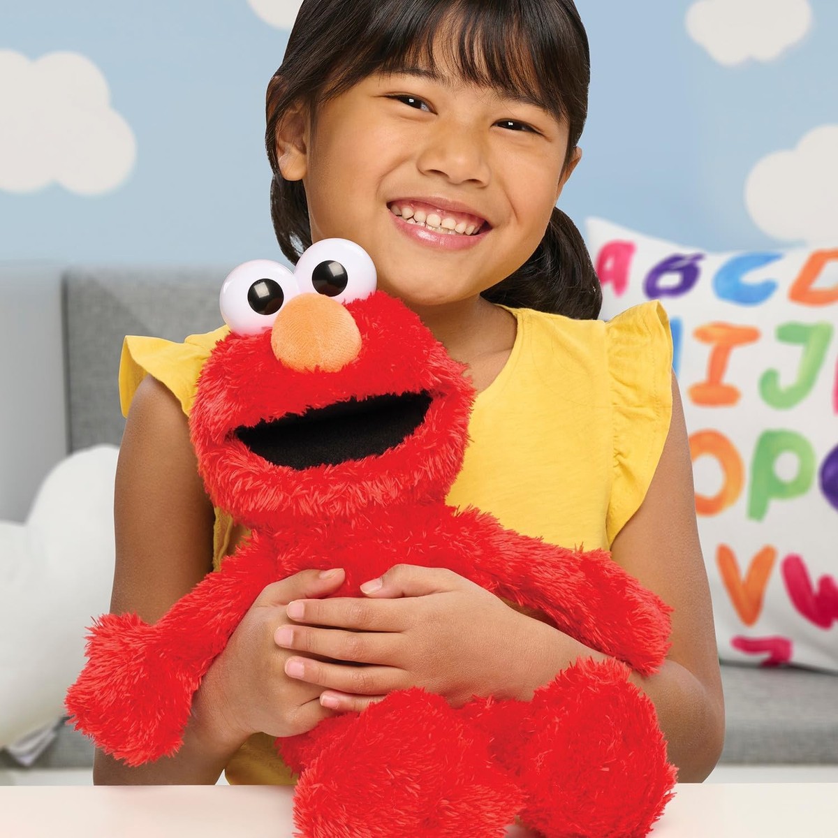Just Play 57777 Sesame Street Tickle Me Elmo 13.5-inch Plush Doll