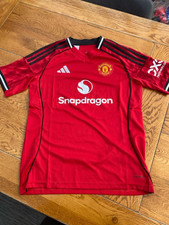 Man Utd 2025 Home Football Shirt - UK Size 13-14 Years - See Photo's - B6.
