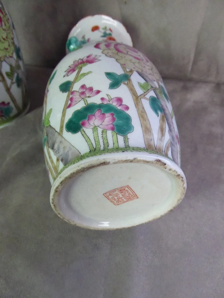 PAIRE DE VASES en porcelaine de CHINE. - Photo 4/4