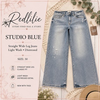 Studio Blue Womens  Straight Wide Leg Jeans Lightly Distressed Size 30 NWT!
