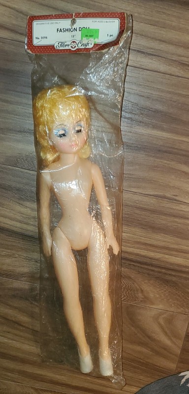 Vintage Fibre Craft Fashion Doll 15 inch Eyes Open and Close Removable Shoes New