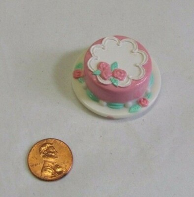 Genuine Fisher Price Loving Family Dollhouse Birthday Cake W/ Roses Flowers