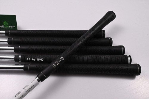 Ping G10 Irons / 4-9i / Black Dot / Regular Flex Ping AWT Shafts - Picture 7 of 7