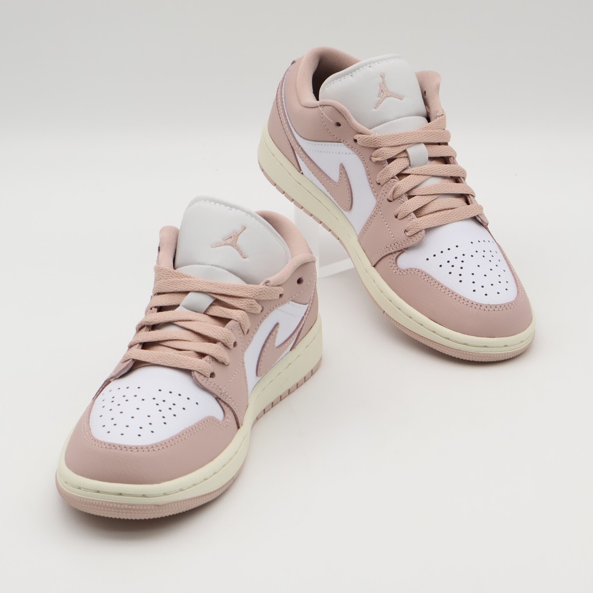 ★NIKE★ Air Jordan 1 Low W White Pink Oxford Sale DC0774162 Amazon.com | Air Jordan 1 Low Women's Shoes (DC0774-162