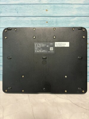 Fujitsu Arrows Tab Q506/NE 10.1'' Atom Z8550 4GB 64GB Win11 Pro