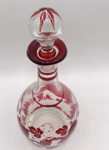 Bohemian Victorian Ruby Overlay Hand Blown Decanter Etched Hunting Scene & Vines - Picture 7 of 11