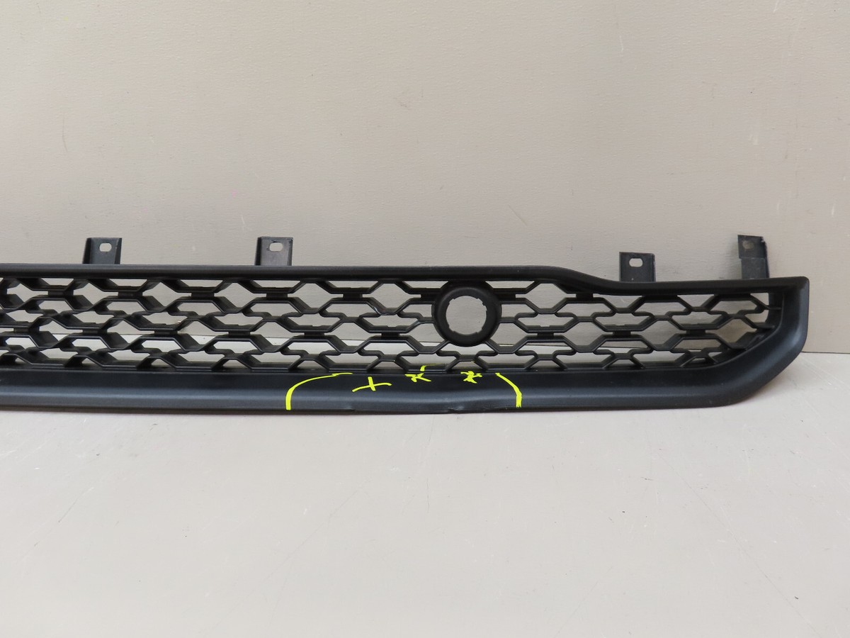 2019-2024 DODGE RAM 1500 FRONT LOWER BUMPER GRILL GRILLE OEM