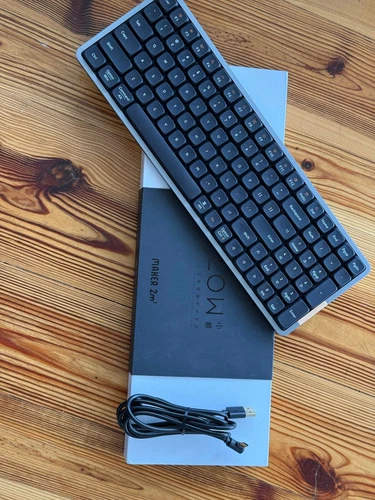LoFree FLOW 100 Low Profile mechanical keyboard MINT
