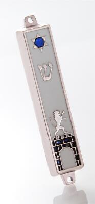 Silberfarbenes Mezuzah Mezuza weißes Etui 7 cm Judaica jüdischer Löwe Wandstern Kotel