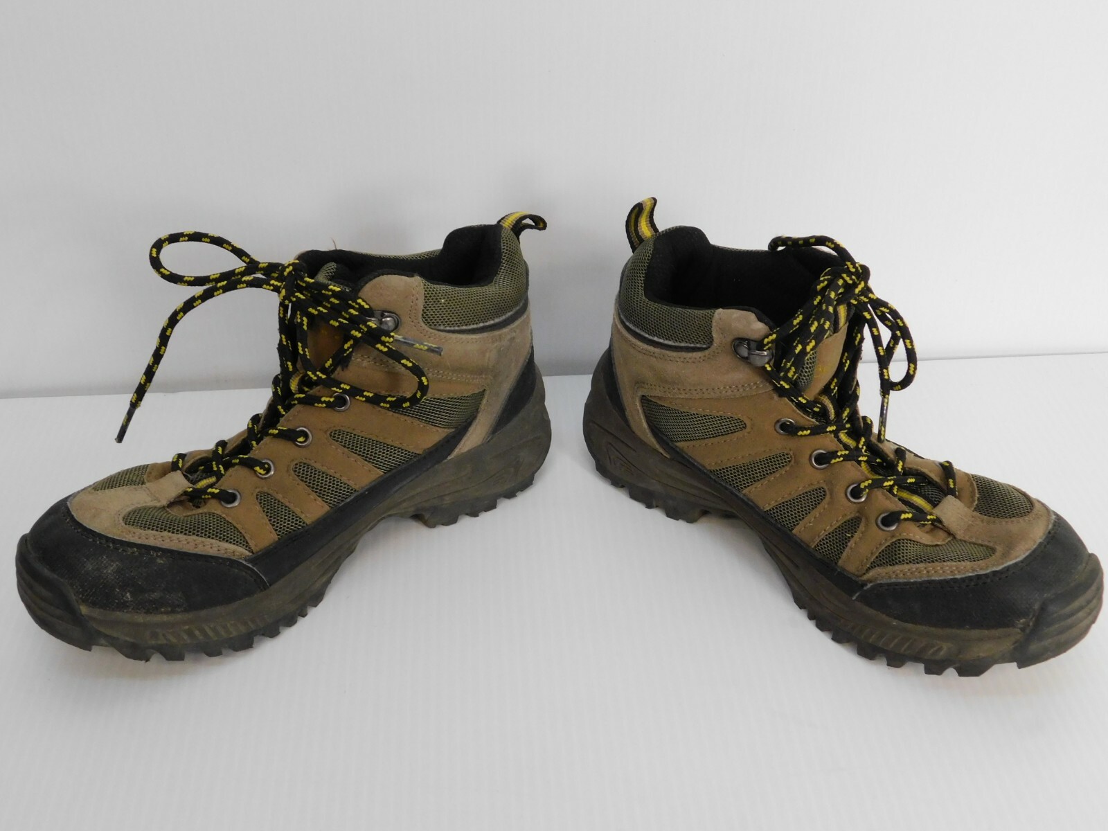 Bearpaw Wildwood Youth's Hiking Boots 