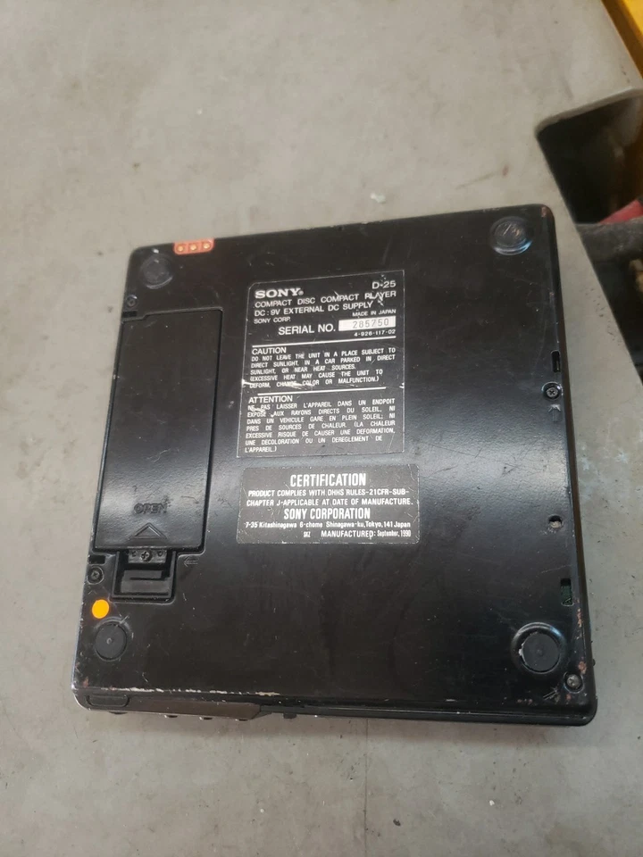 Sony D-25 Discman *sin probar sin batería Foto 3 de 4