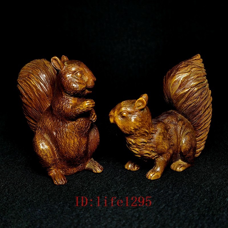 A pair Old Chinese Boxwood Hand Carved Squirrel Statue Collection Size 2.7 Inch