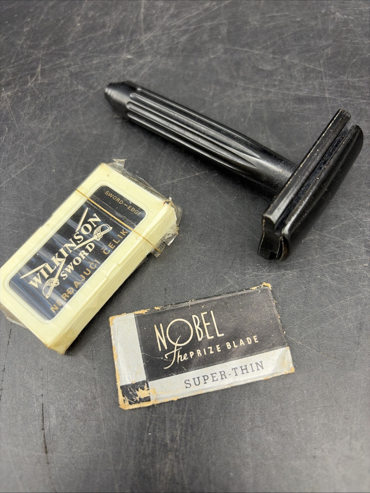 &ldquo;national&rdquo;  1940&rsquo;s No Cracks Bakelite With Blade Refil