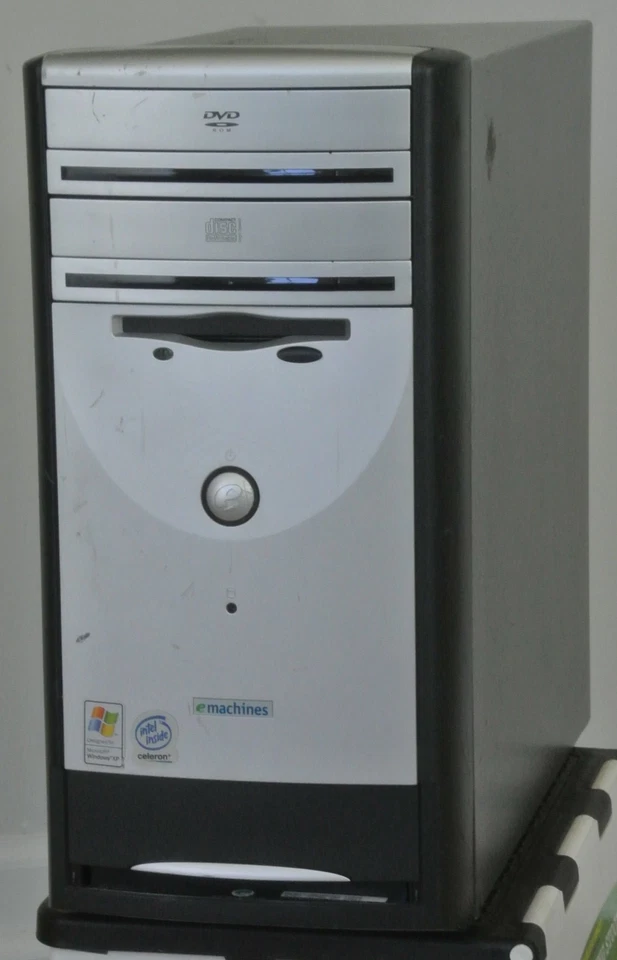 eMachine Windows 98 + XP Retro Gaming PC Celeron 2.0GHz 1GB 128GB FDD FX 5200 - Image 4 of 4