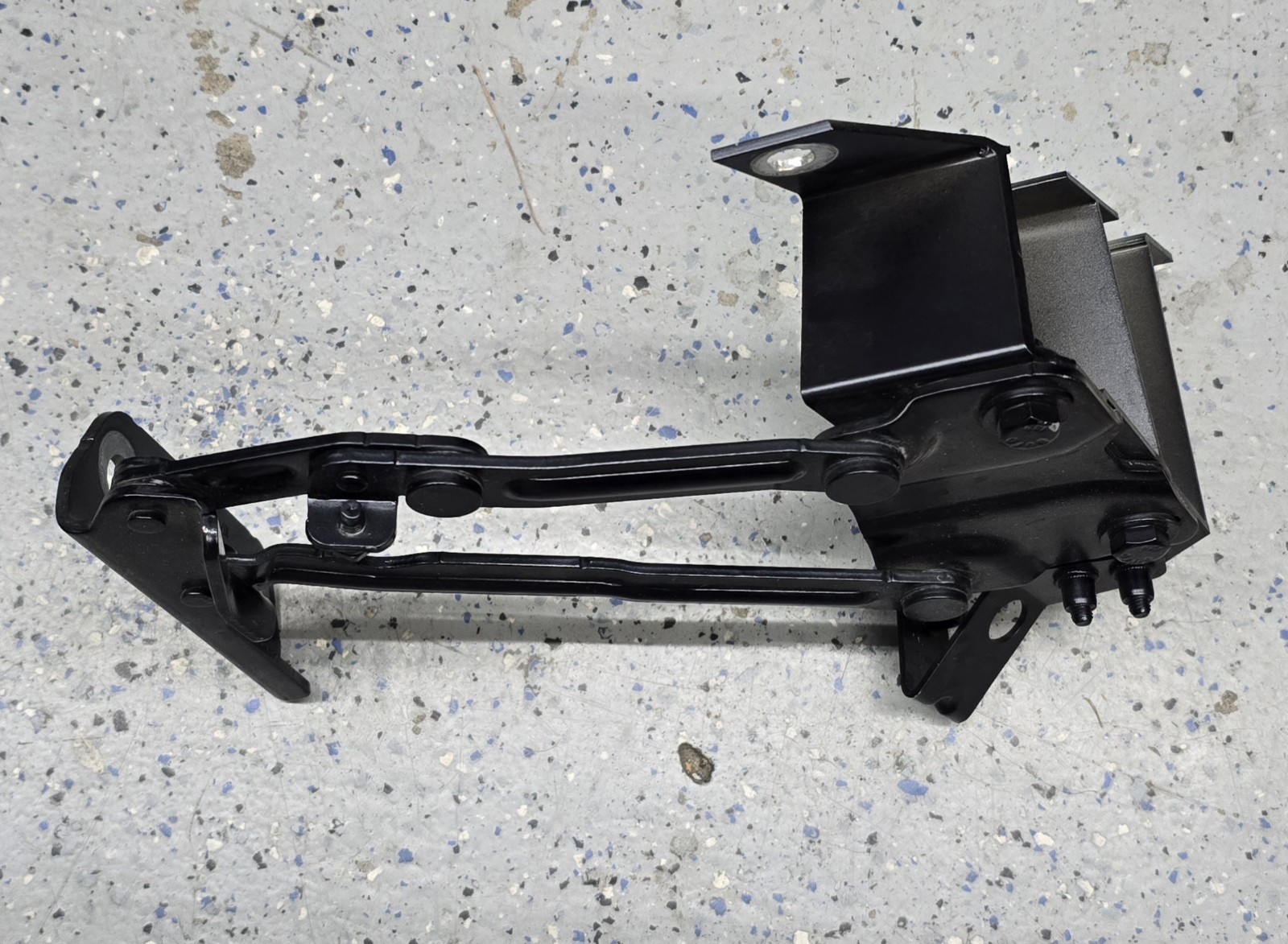 LAMBORGHINI HURACAN FRONT LEFT DRIVER LH HOOD HINGE OEM 4T0823301B BONNET