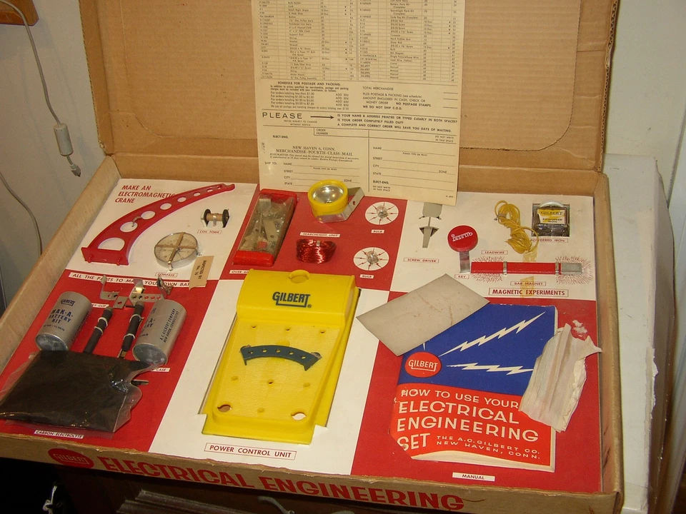 A. C. Gilbert Electrical Engineering Science set #11033 LN!! Complete NOS - Image 2 of 4