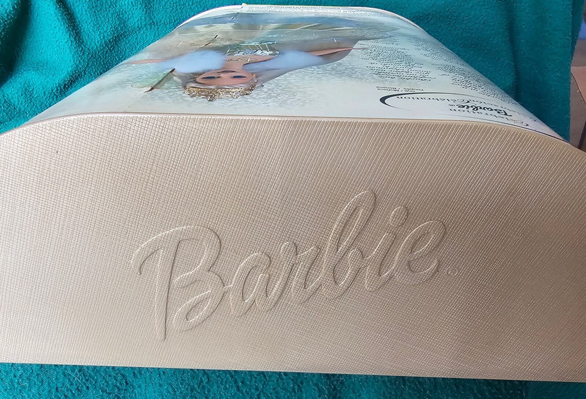 Special 2000 Ed. Celebration BarbieExtremely Rare-Never OpenedMUST