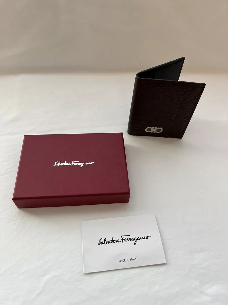 Salvatore Ferragamo Men s Revival Gancio Leather Bifold Card Case