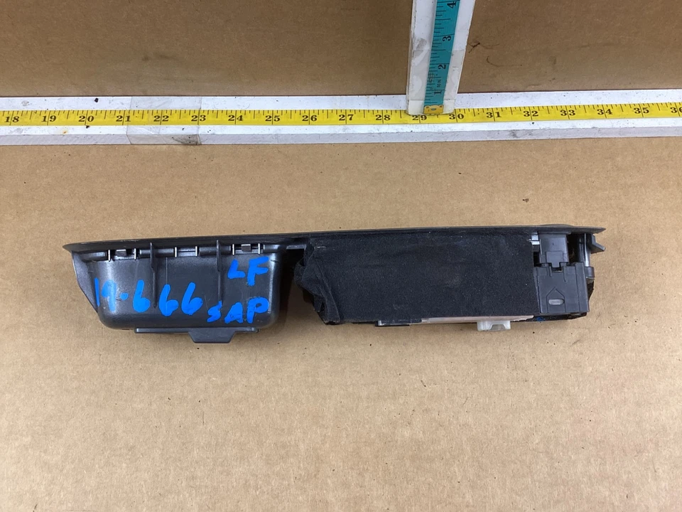 2006-2007 Subaru B9 Tribeca Front Left Driver Door Master Power Window Switch - Image 4 of 4