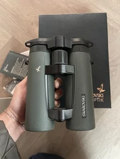 Swarovski EL Range 8x42 Rangefinding Binoculars w/Tracking Assistant 72008