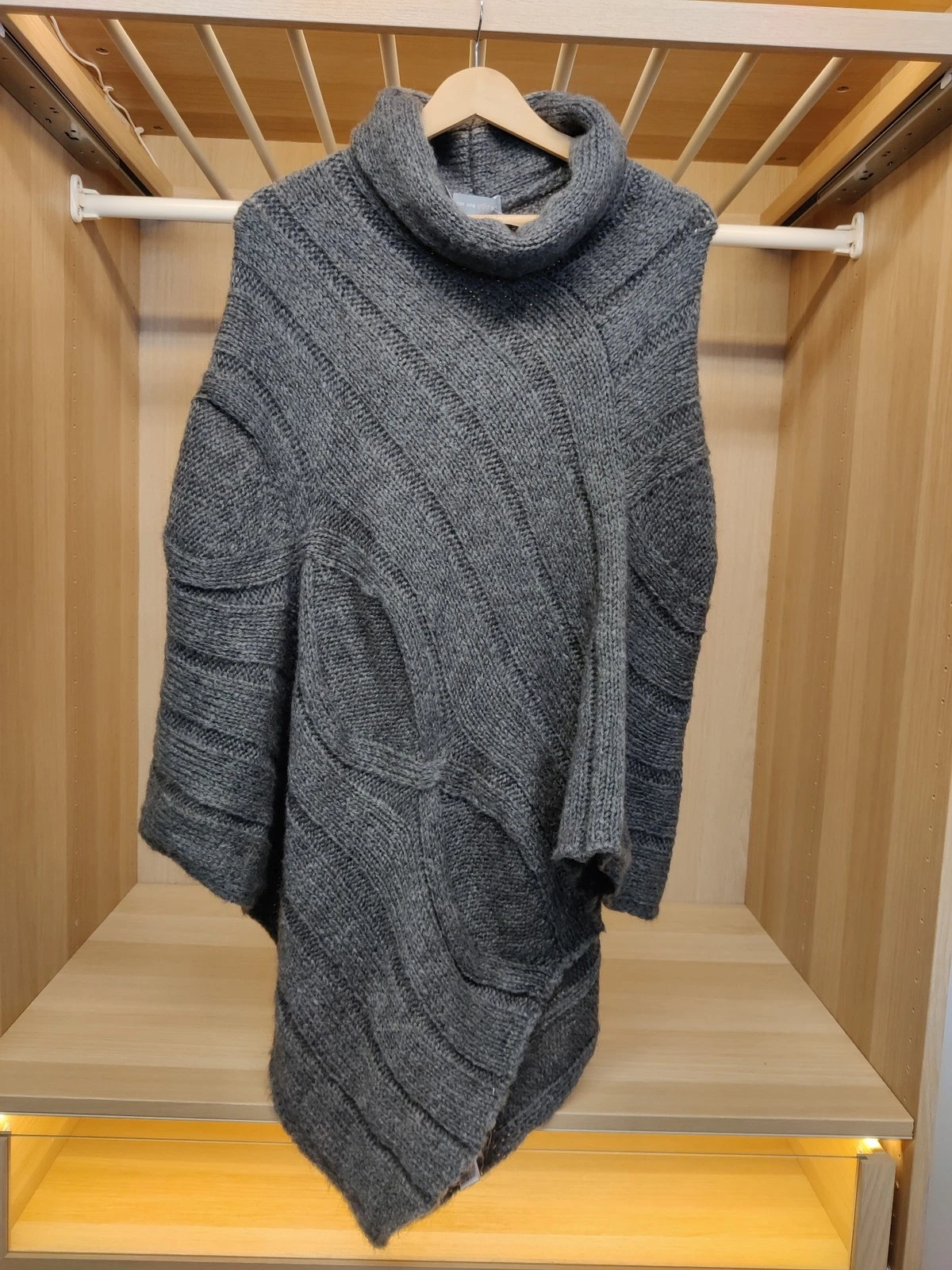 BNWT PER UNA MARKS AND SPENCER PONCHO S/M GREY WOOL MOHAIR MADE IN ITALY CAPE
