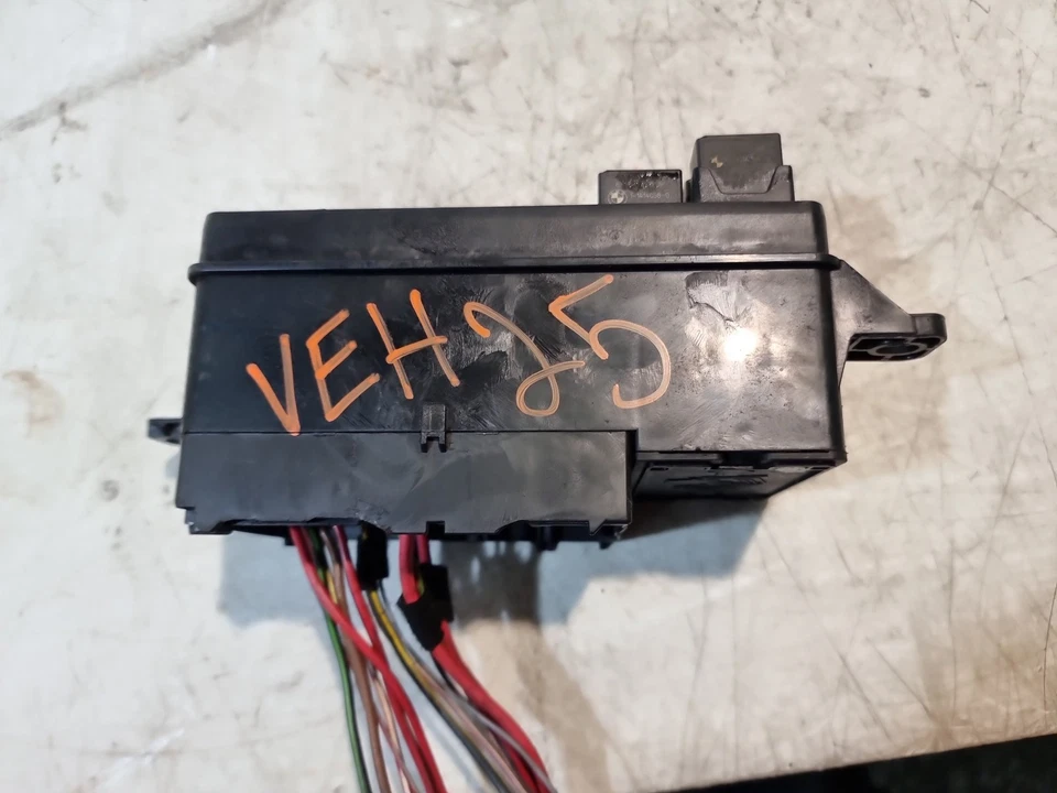 Mini One ECU Kit Footwell Light Module Fuse Box BCM 2010 MK2 R56 OEM DME 7615981 - Image 2 of 4