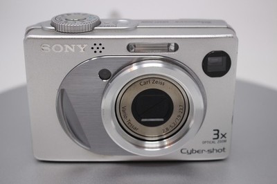 Sony Cyber-Shot DSC-W1 5.1MP 3x Zoom Carl Zeiss Silver Digital Camera Tested