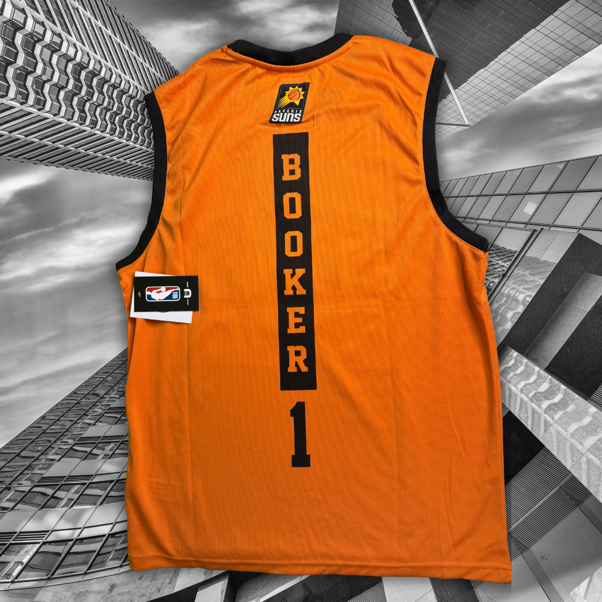 NBA Basketball DEVIN BOOKER PHOENIX SUNS #1 Size US Men: L NWT