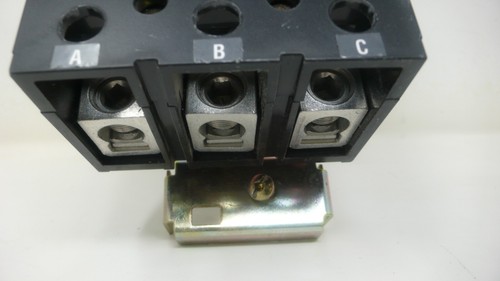 Square D QBA32125 3 Pole 125 Amp 240V Circuit Breaker - Picture 5 of 7