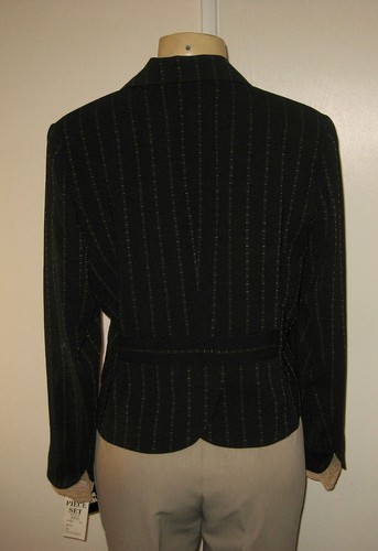 Studio I Women's Designer Long-Sleeve Suit Jacket - Picture 2 of 2