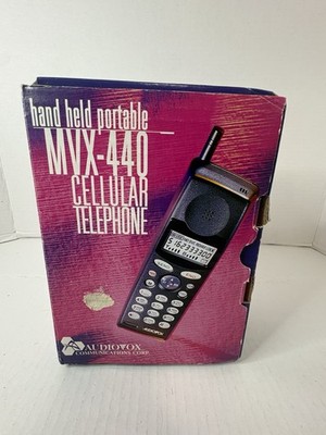 AudioVox Cellular Car Telephone MVX-440 Black Brick Phone w/Battery