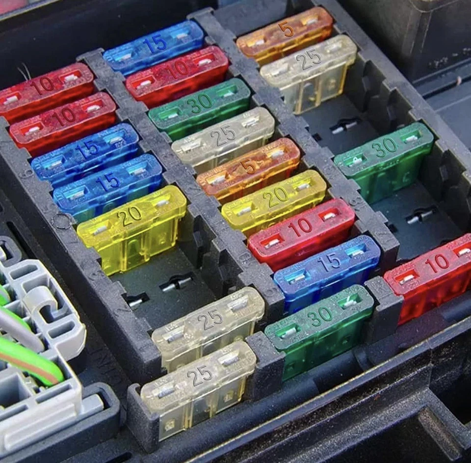 Paquete De 5 Nuevos Fusibles Automotrices 30 Amp Verde 2 Hojas NUEVO Estilo Dos Hojas Foto 4 de 4