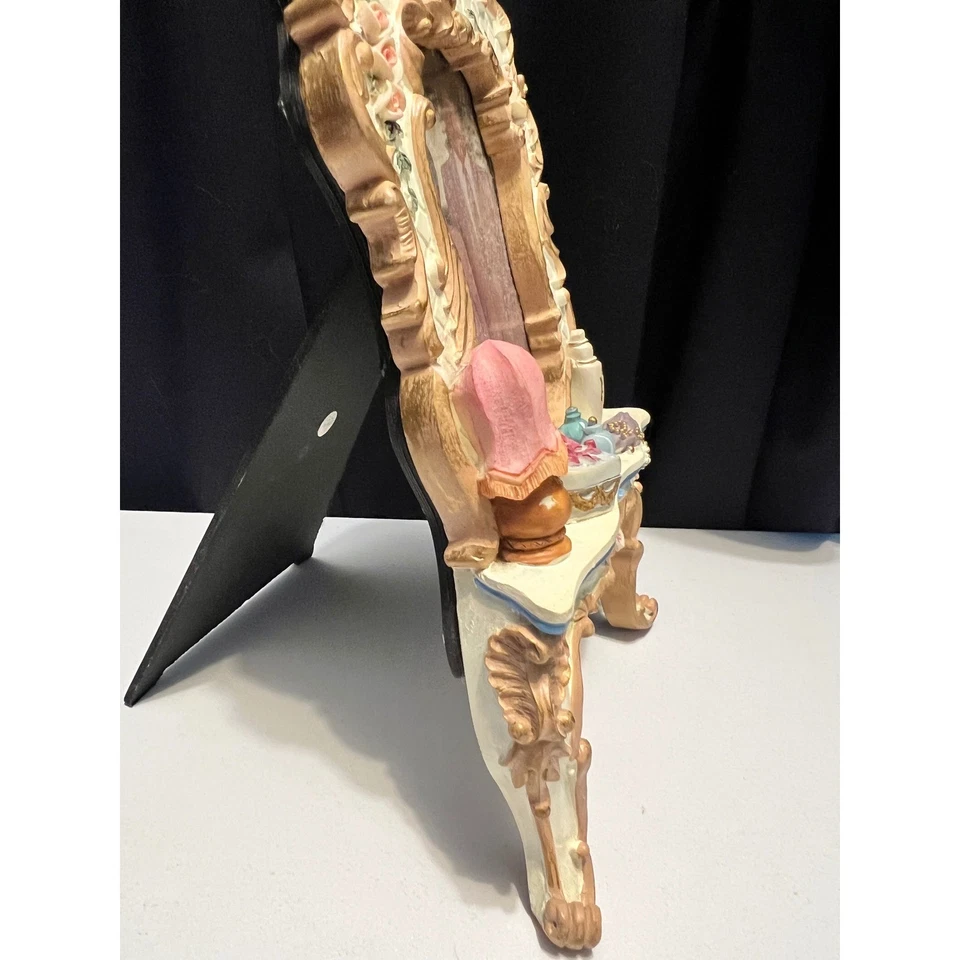 Mesa de tocador adornada marco de fotos resina acento floral decoración del hogar vintage Foto 2 de 4