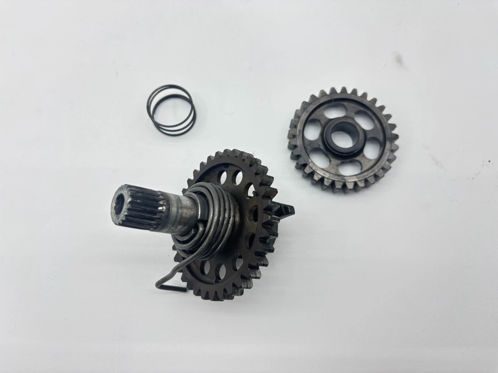 2005 Honda CRF450R OEM Kick Start Shaft Kicker Gear 28211-MEN-670