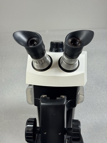Gem Instruments Gemolite Mark V Microscope with B&L Optics – Stereo Zoom 7 - Picture 6 of 24